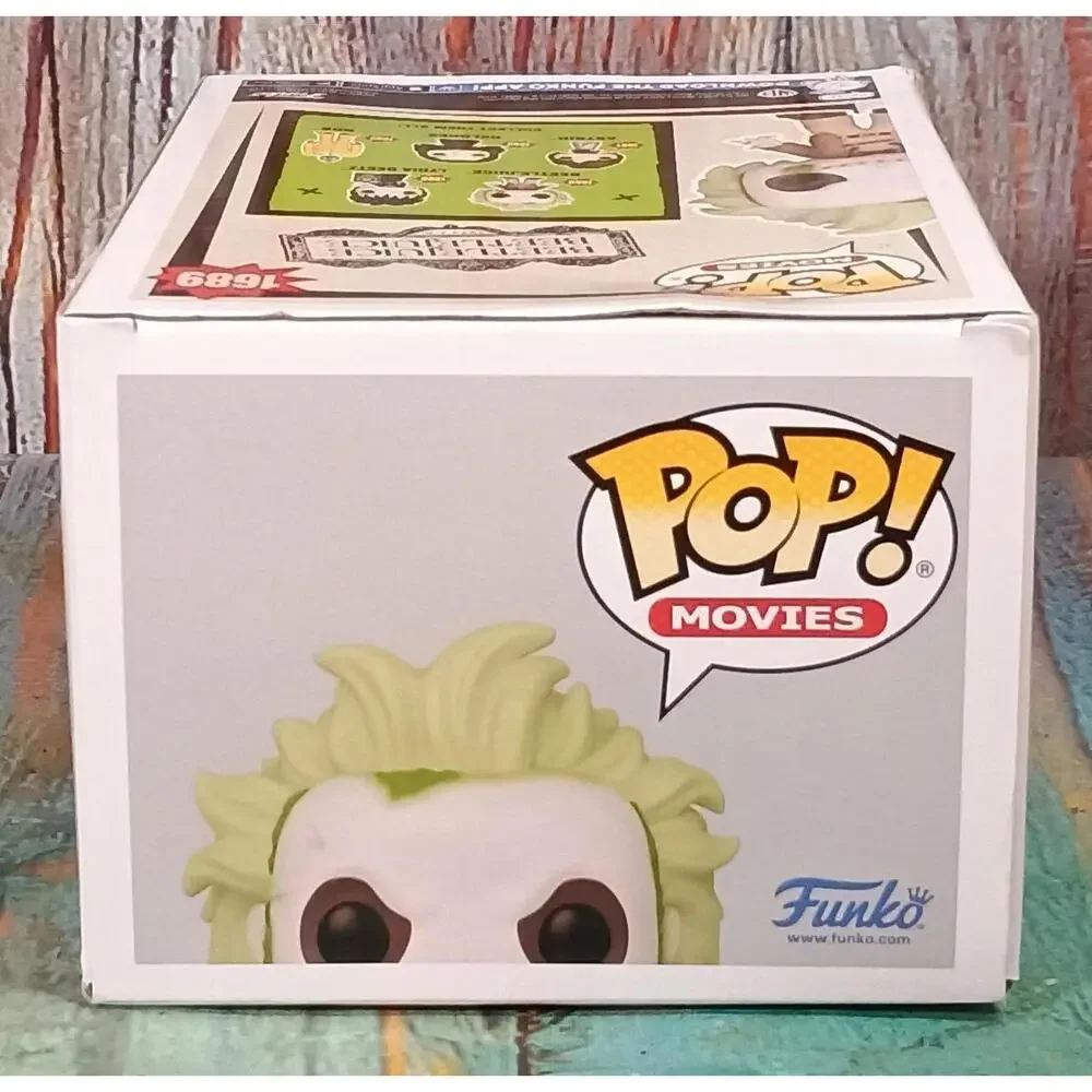 Funko POP! Movies Beetlejuice - BEETLEJUICE - #1689‎ - NEW - Damaged Box